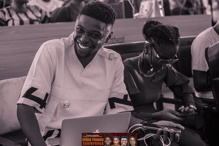 Speaker on stage presenting